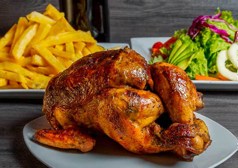 El pollo a la brasa es elegido el mejor plato del mundo por la guía Taste Atlas